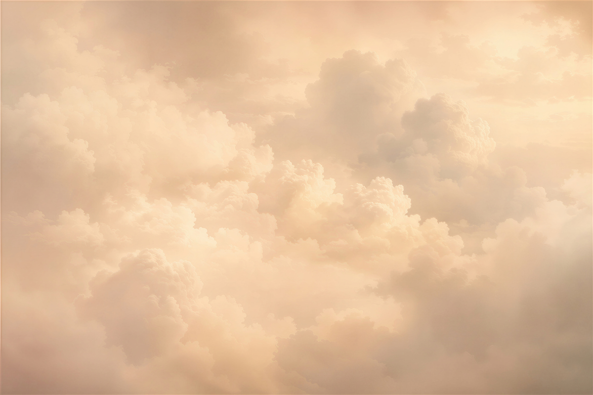 Fototapeten Goldene Wolken am ruhigen Himmel